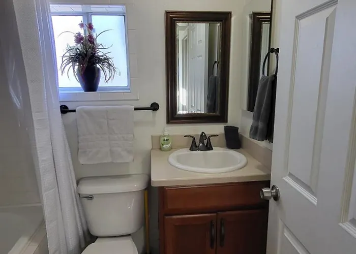 Unit 5 - At Roosevelt Row Modern 2br 2ba Phoenix