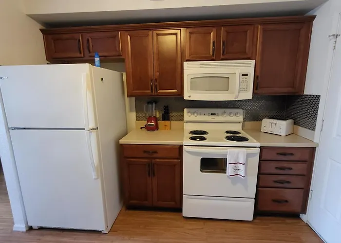 Unit 5 - At Roosevelt Row Modern 2br 2ba